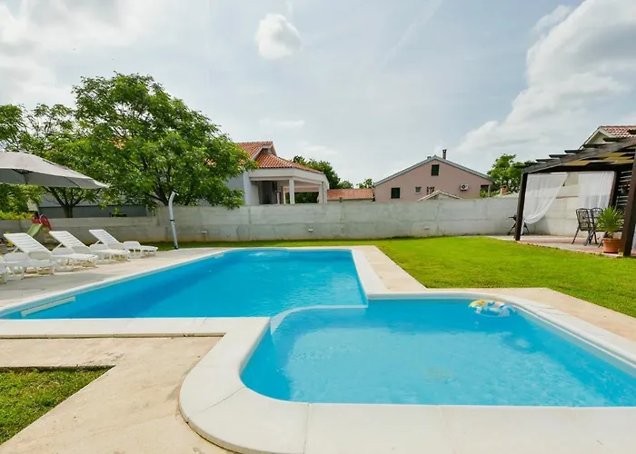 Stipe By Interhome Дом отдыха *