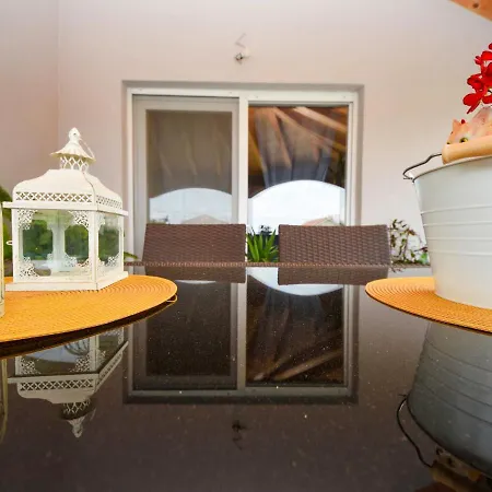 Dom wakacyjny Stipe By Interhome